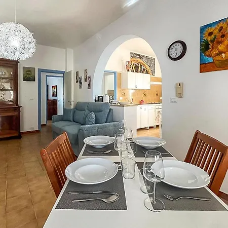 Stunning In شقة *