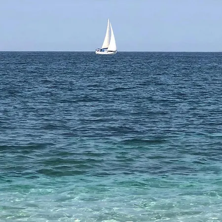 Stunning In باليستراتي